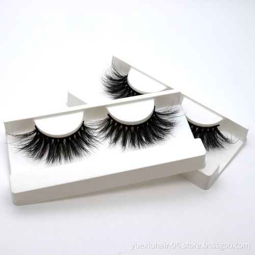 Celie OEM/ODM Good Shape 3D Mink Eyelashes 15-18mm 25mm Private Label 3D Mink Eyelashes